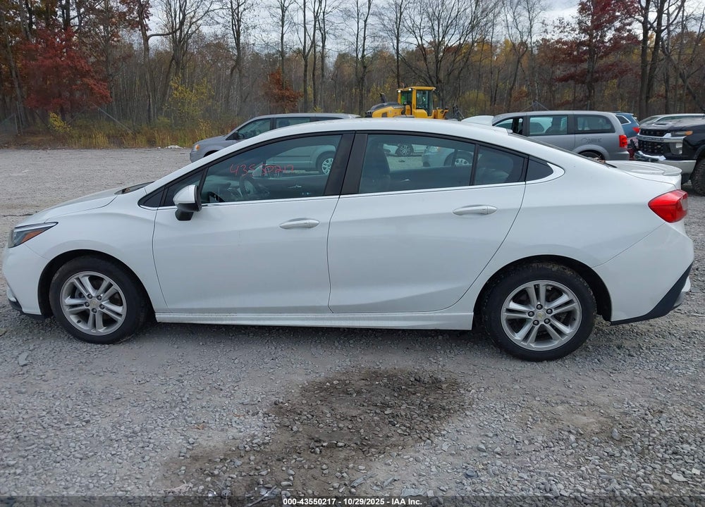 2017 CHEVROLET CRUZE LT AUTO VIN: 1G1BE5SM5H7195662