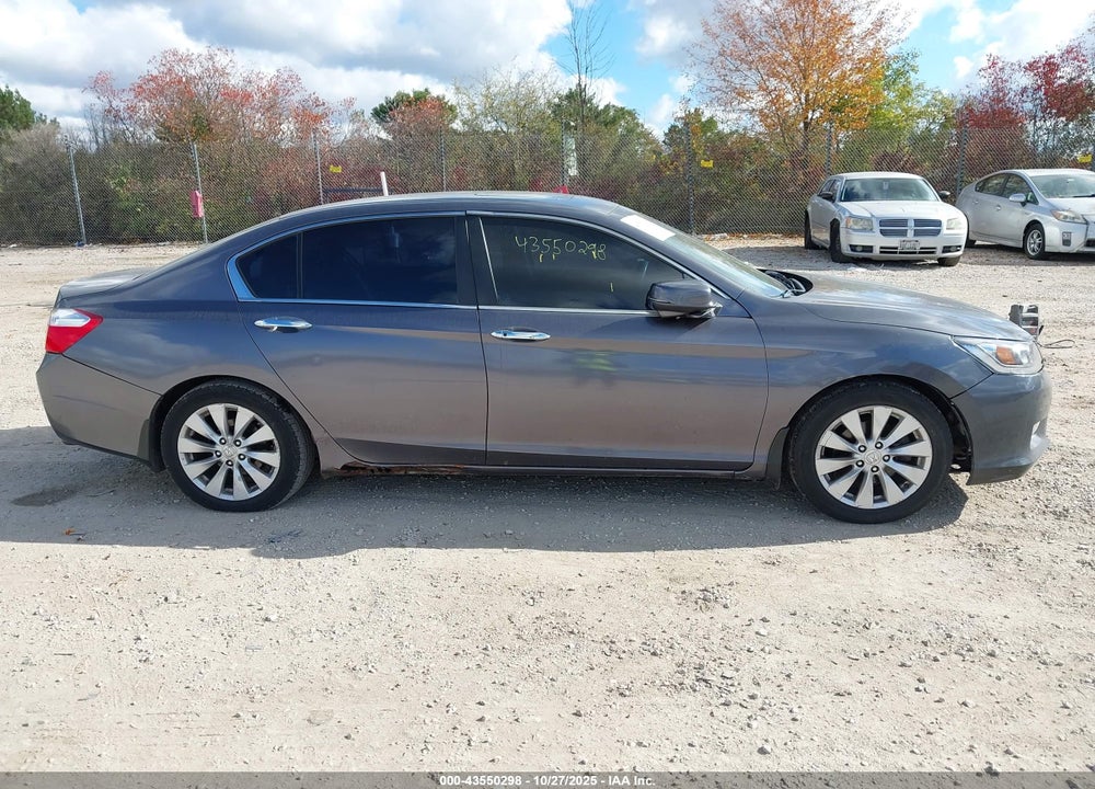 2013 HONDA ACCORD VIN: 1HGCR2F70DA204253