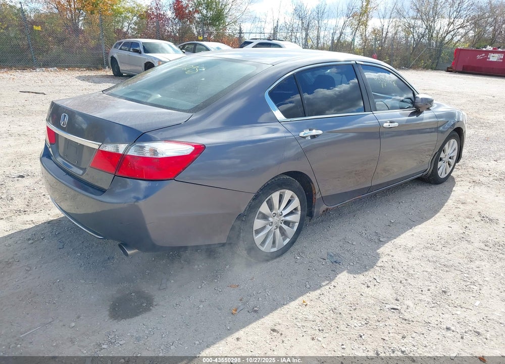 2013 HONDA ACCORD VIN: 1HGCR2F70DA204253