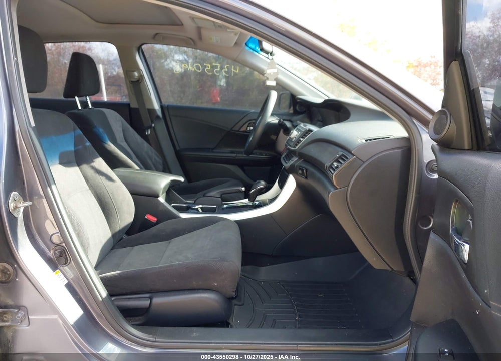 2013 HONDA ACCORD VIN: 1HGCR2F70DA204253