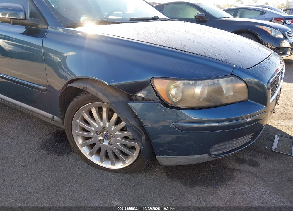 2007 VOLVO S40 2.4I VIN: YV1MS390172306133