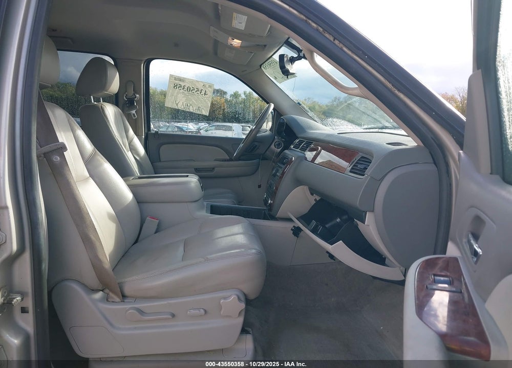 2009 CHEVROLET SUBURBAN 1500 LT2 VIN: 1GNFC26029R231745