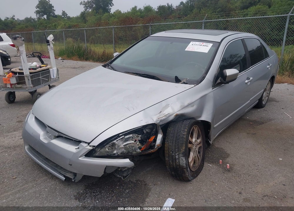 2005 HONDA ACCORD 2.4 EX VIN: 1HGCM568X5A056882