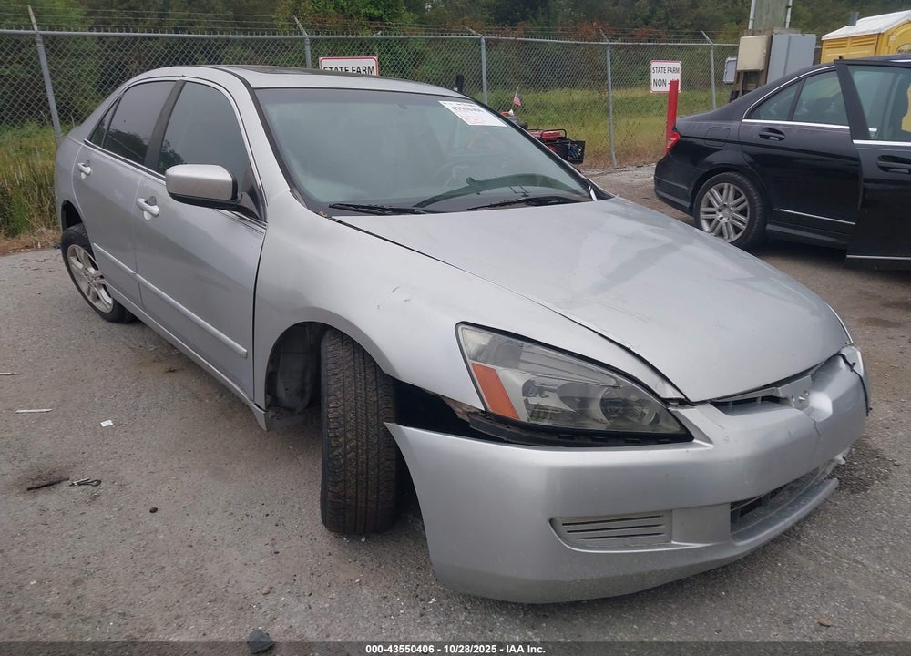 2005 HONDA ACCORD 2.4 EX VIN: 1HGCM568X5A056882