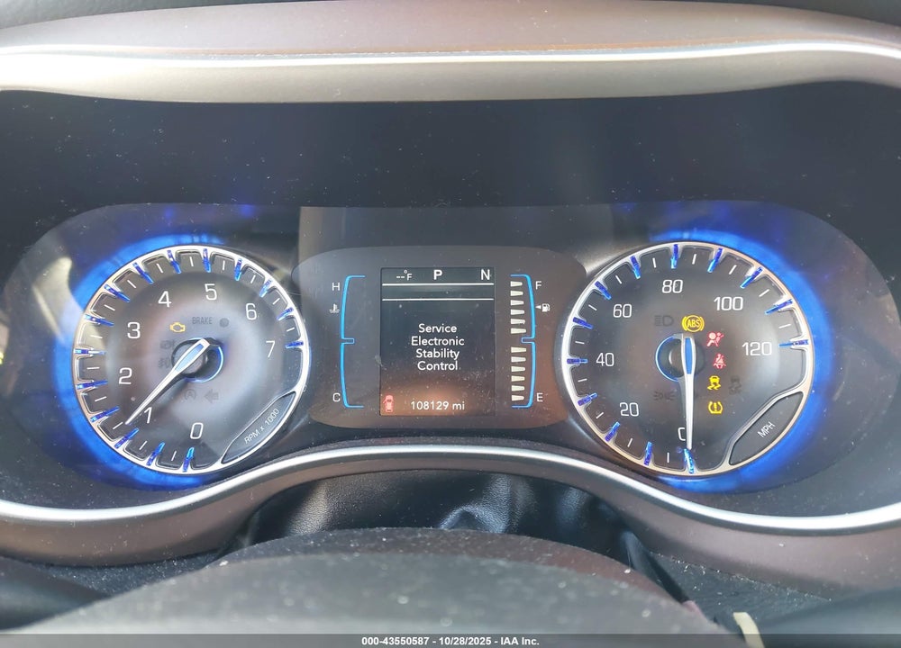 2017 CHRYSLER PACIFICA TOURING L VIN: 2C4RC1BG3HR517079