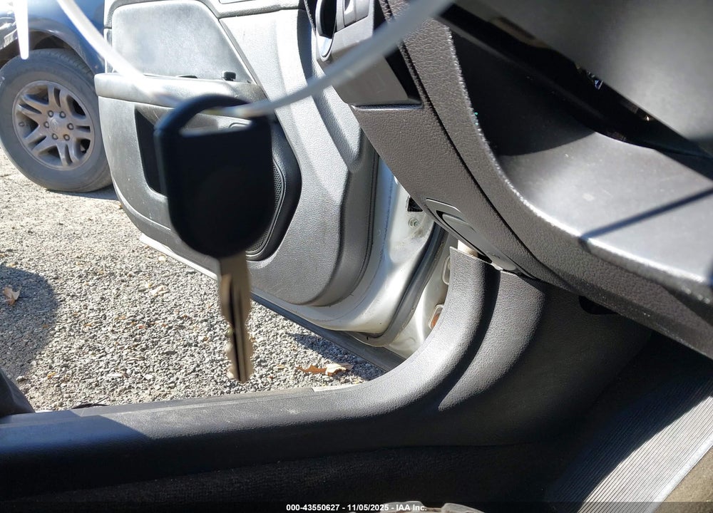 2010 FORD FUSION SE VIN: 3FAHP0HA4AR338438
