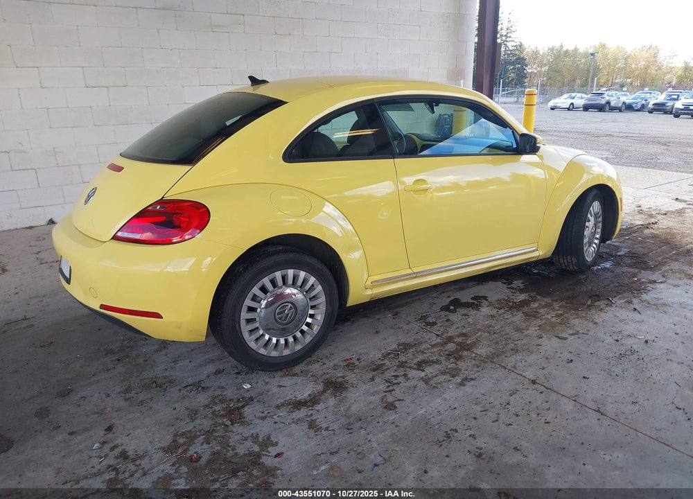 2014 VOLKSWAGEN BEETLE 1.8T VIN: 3VWJ17AT0EM634932