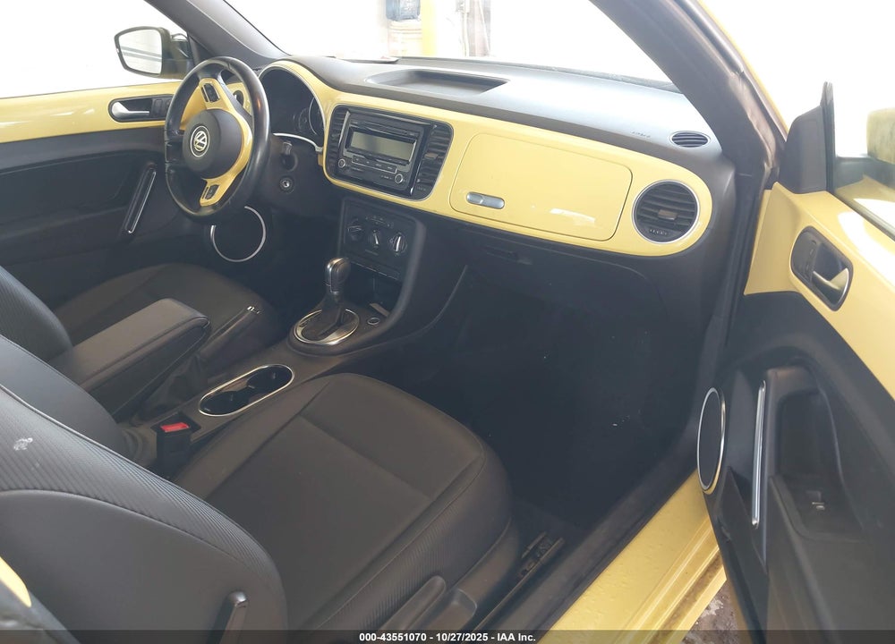 2014 VOLKSWAGEN BEETLE 1.8T VIN: 3VWJ17AT0EM634932