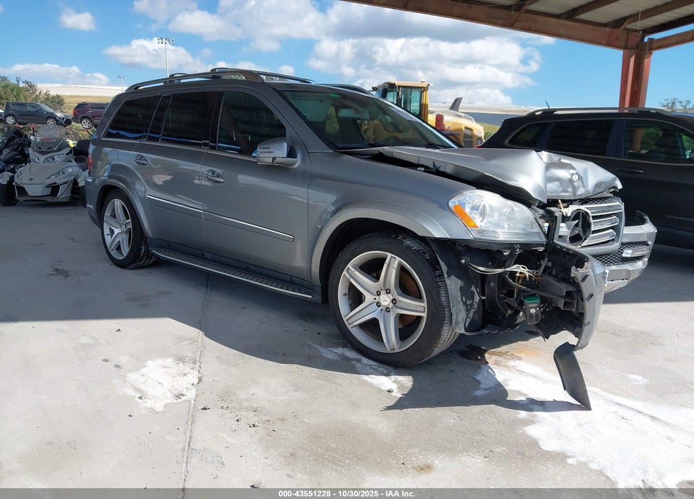 2011 MERCEDES-BENZ GL 550 4MATIC VIN: 4JGBF8GE2BA718276