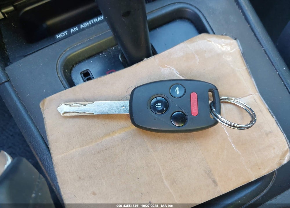 2003 HONDA ACCORD VIN: JHMCM56353C027972