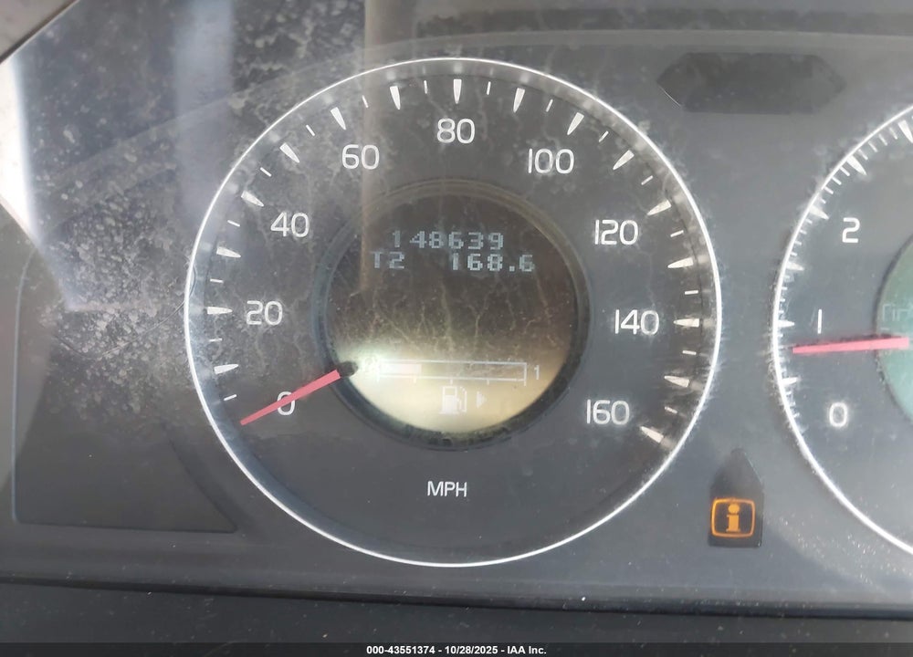 2008 VOLVO V70 VIN: YV1BW982081054822