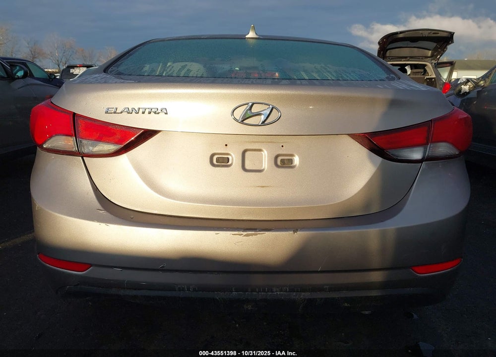 2014 HYUNDAI ELANTRA SE VIN: 5NPDH4AE5EH545570