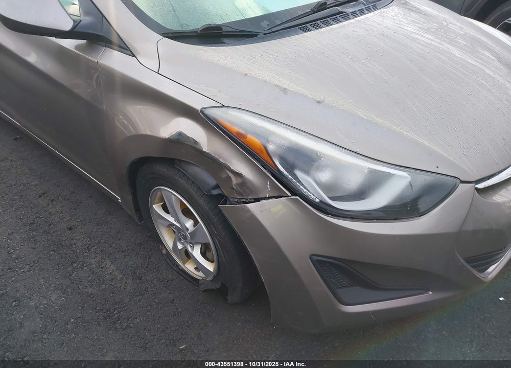 2014 HYUNDAI ELANTRA SE VIN: 5NPDH4AE5EH545570