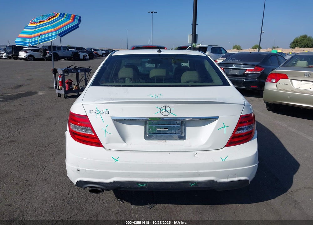 2013 MERCEDES-BENZ C 250 SPORT VIN: WDDGF4HB1DA838487