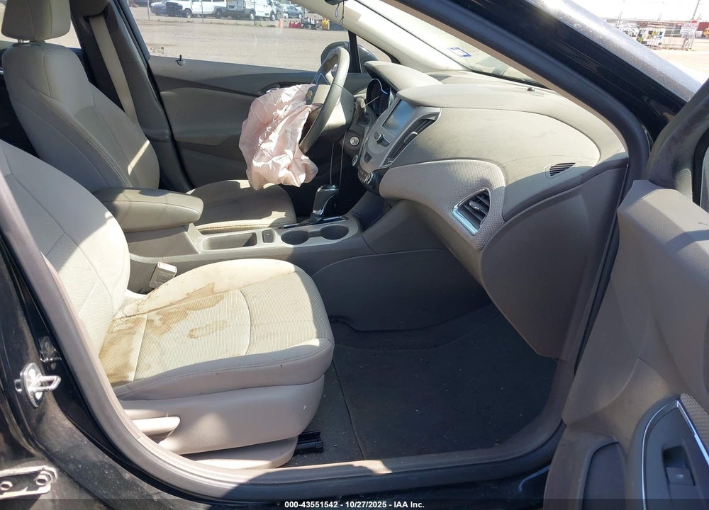 2017 CHEVROLET CRUZE VIN: 1G1BC5SM4H7221982