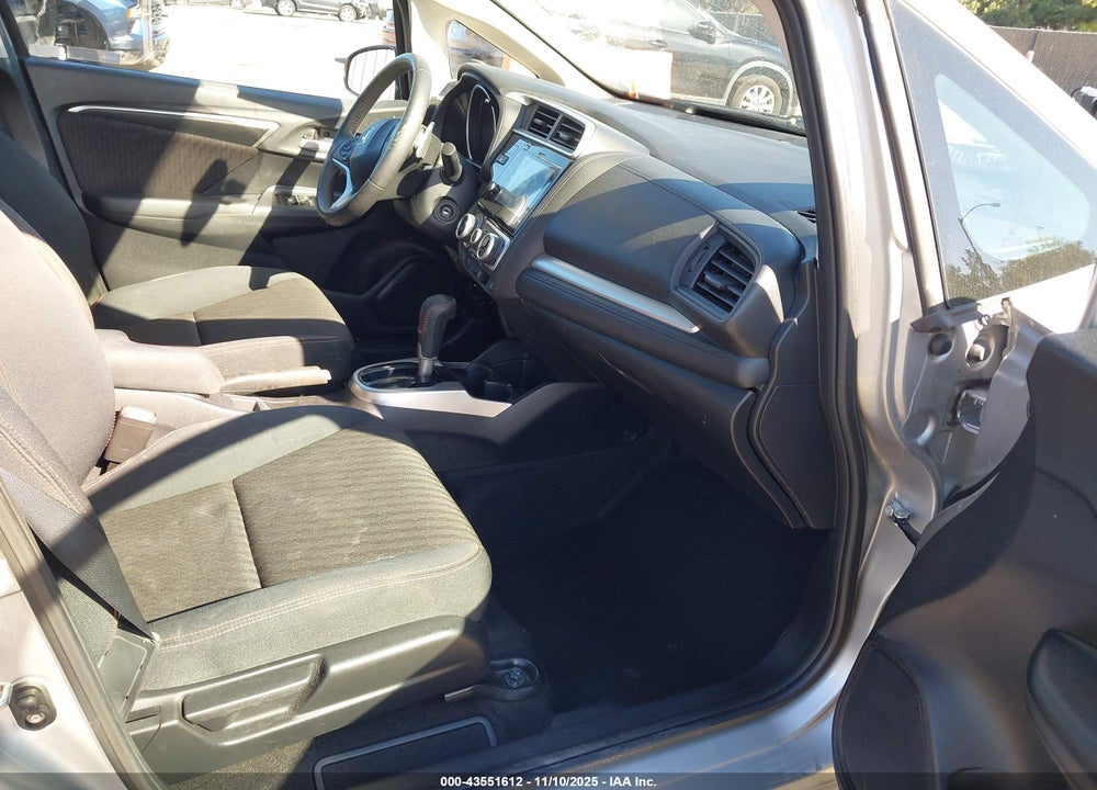 2018 HONDA FIT VIN: 3HGGK5H69JM709007
