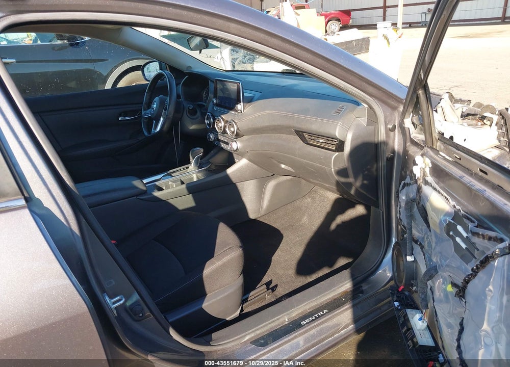 2022 NISSAN SENTRA SV XTRONIC CVT VIN: 3N1AB8CV4NY238695