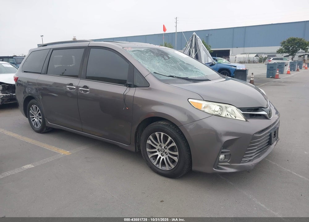 2020 TOYOTA SIENNA XLE VIN: 5TDYZ3DC1LS051877