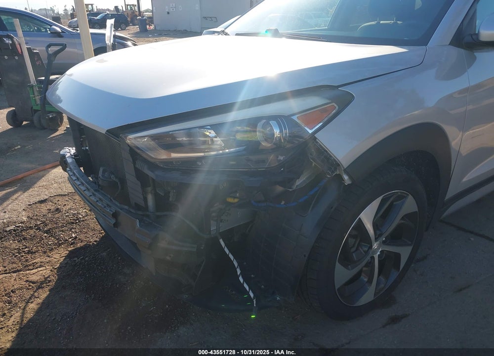 2018 HYUNDAI TUCSON SPORT VIN: KM8J33AL8JU720335