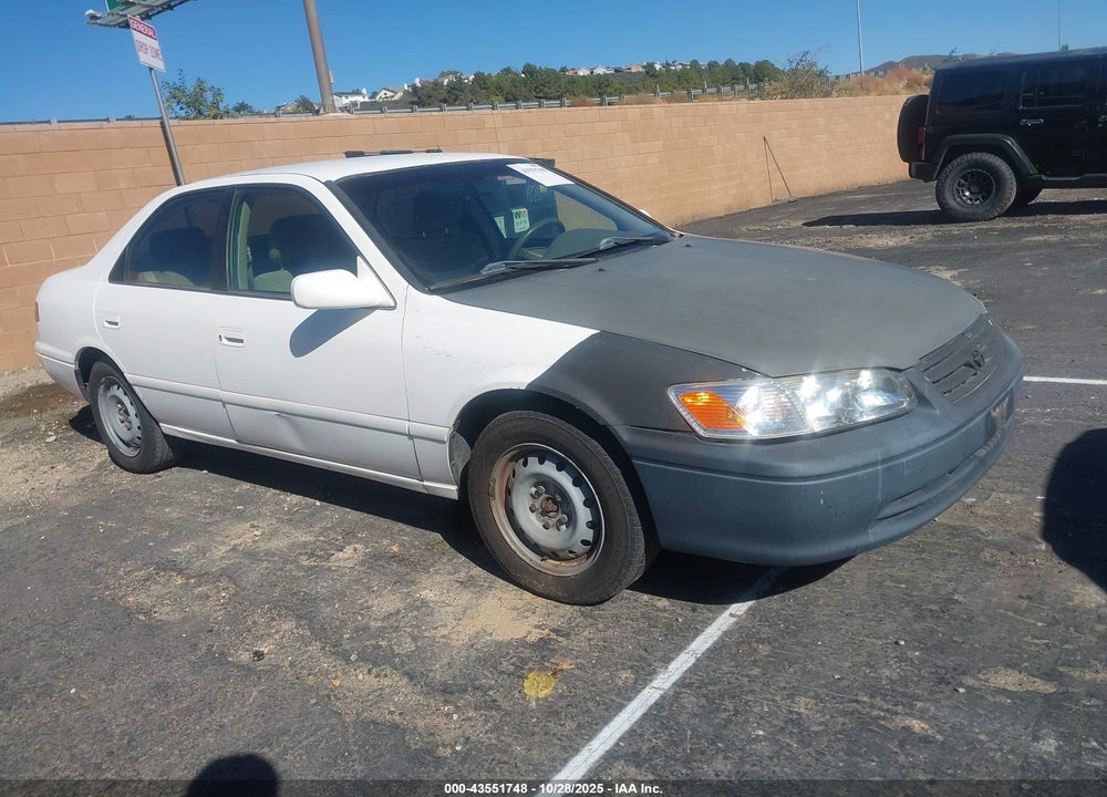 2001 TOYOTA CAMRY LE VIN: JT2BG22KX10604602