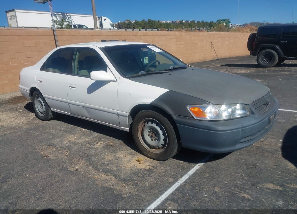 2001 TOYOTA CAMRY LE VIN: JT2BG22KX10604602
