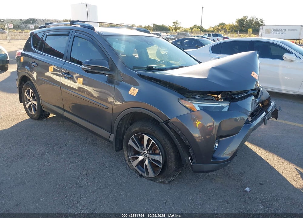 2018 TOYOTA RAV4 XLE VIN: JTMWFREV1JJ180229