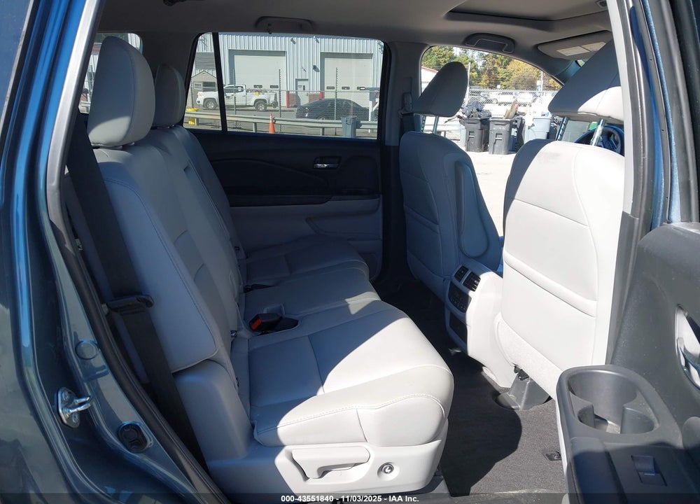 2017 HONDA PILOT EX-L VIN: 5FNYF5H53HB044506
