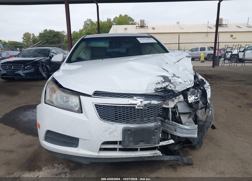 2013 CHEVROLET CRUZE VIN: 1G1PE5SB1D7300910