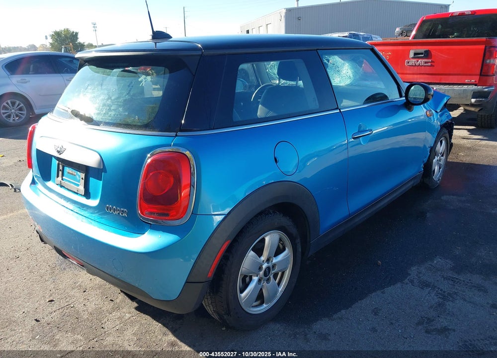 2015 MINI HARDTOP COOPER VIN: WMWXM5C59FT942625