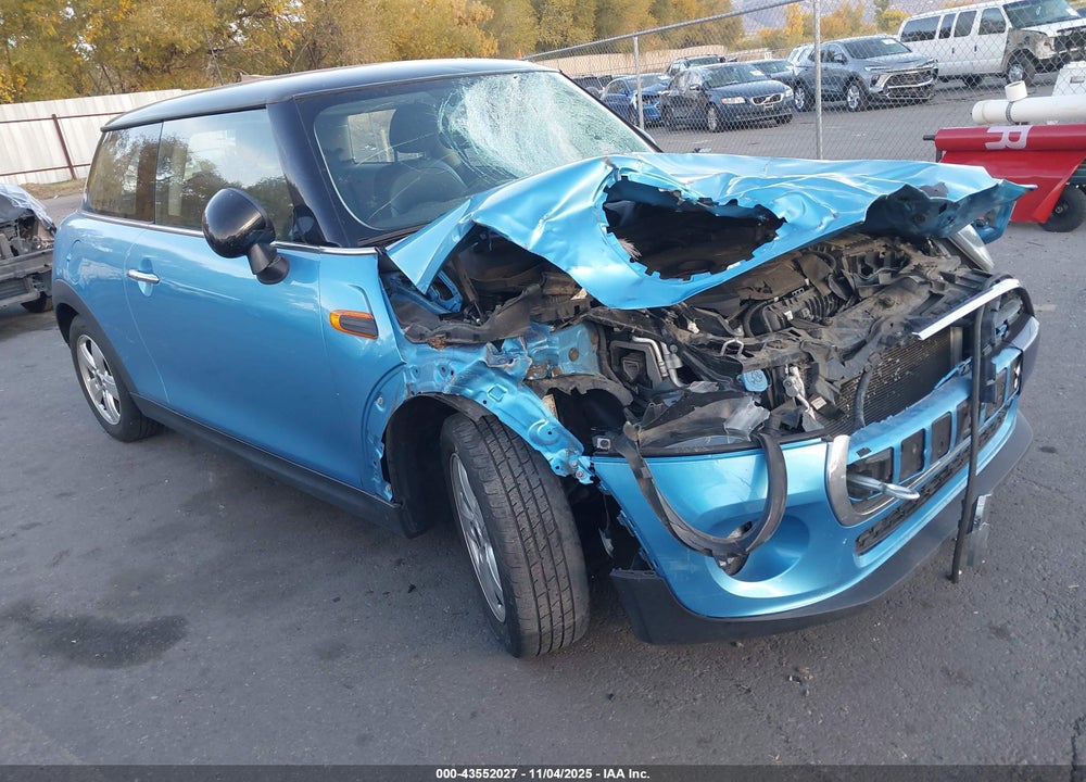 2015 MINI HARDTOP COOPER VIN: WMWXM5C59FT942625