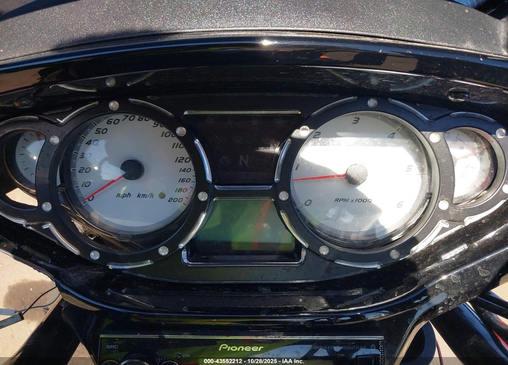 2015 VICTORY MOTORCYCLES MAGNUM X-1 VIN: 5VPUW36NXF3043466