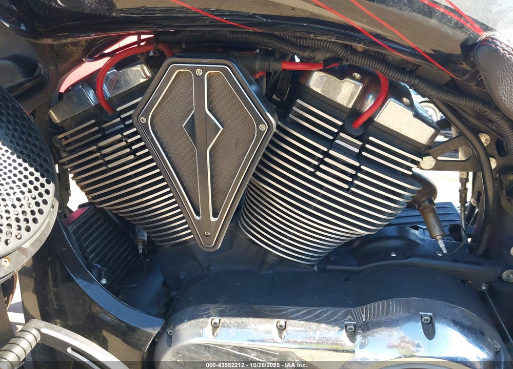 2015 VICTORY MOTORCYCLES MAGNUM X-1 VIN: 5VPUW36NXF3043466