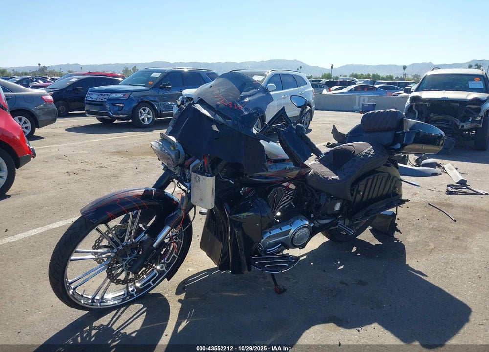 2015 VICTORY MOTORCYCLES MAGNUM X-1 VIN: 5VPUW36NXF3043466