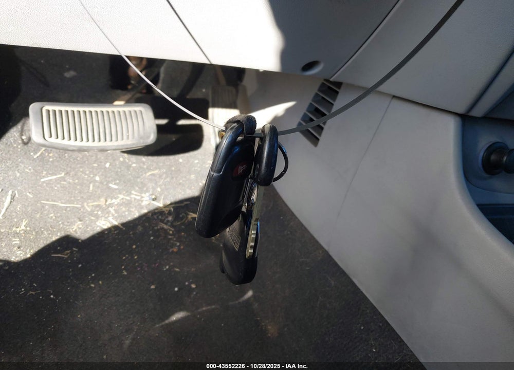 2010 HYUNDAI ACCENT VIN: KMHCN4AC6AU463247
