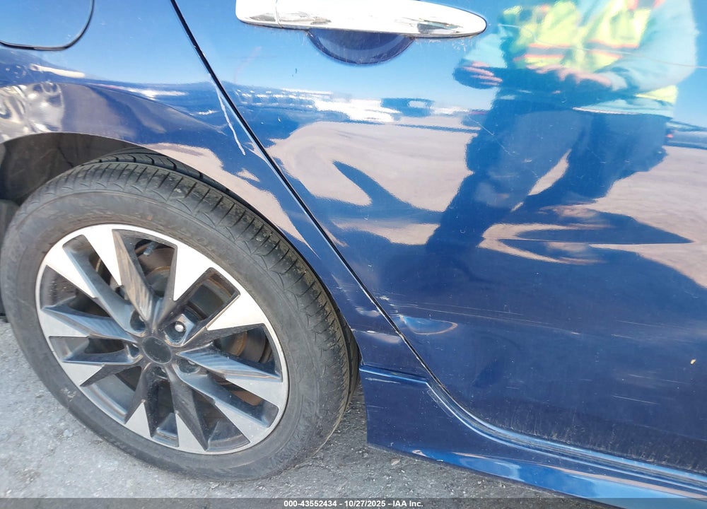 2019 NISSAN SENTRA VIN: 3N1AB7AP6KY304318