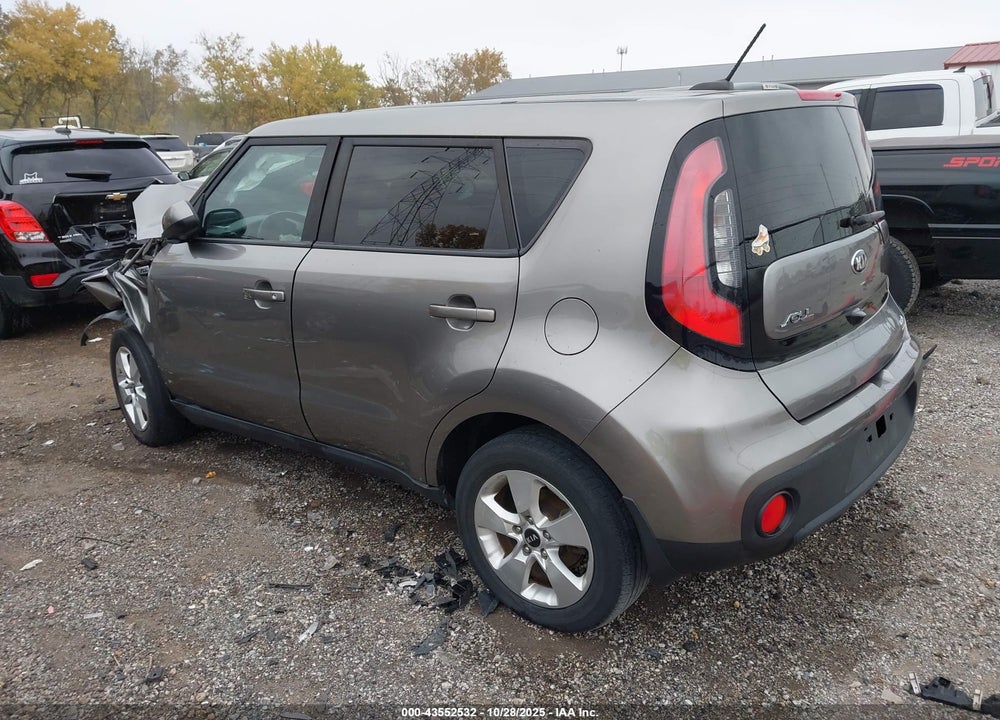 2018 KIA SOUL VIN: KNDJN2A23J7556491