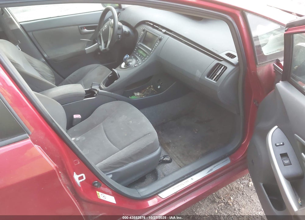 2011 TOYOTA PRIUS THREE VIN: JTDKN3DU7B0315423