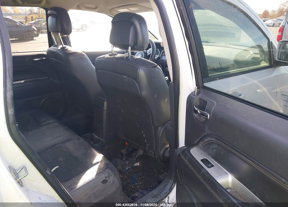 2014 JEEP COMPASS LATITUDE VIN: 1C4NJDEB9ED633133