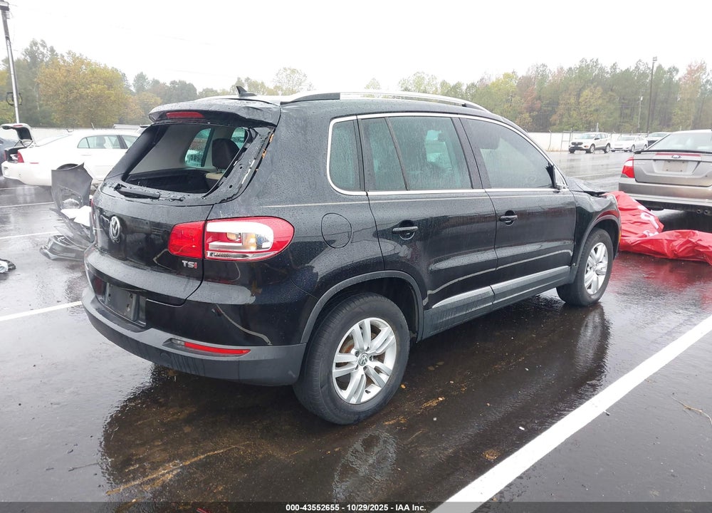 2016 VOLKSWAGEN TIGUAN SE VIN: WVGAV7AX6GW602771