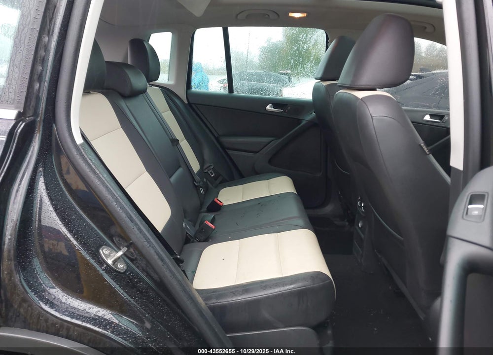 2016 VOLKSWAGEN TIGUAN SE VIN: WVGAV7AX6GW602771