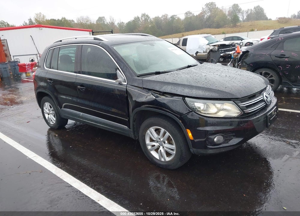 2016 VOLKSWAGEN TIGUAN SE VIN: WVGAV7AX6GW602771