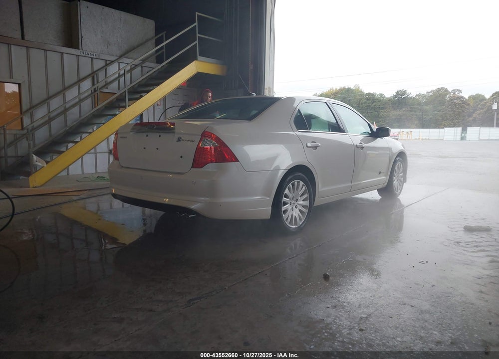 2010 FORD FUSION HYBRID VIN: 3FADP0L39AR412637