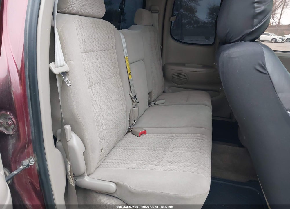 2005 TOYOTA TUNDRA SR5 V8 VIN: 5TBBT44115S458962