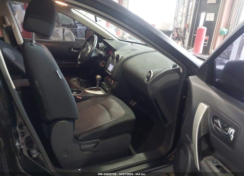 2011 NISSAN ROGUE VIN: JN8AS5MVXBW682245