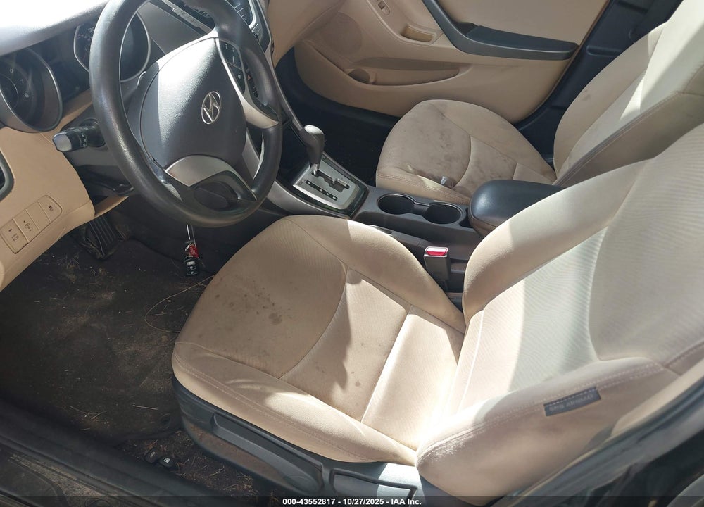2012 HYUNDAI ELANTRA VIN: KMHDH4AE9CU442960