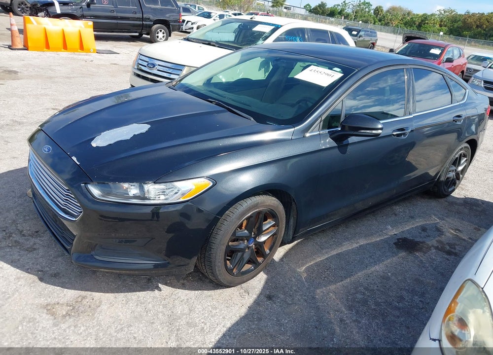 2015 FORD FUSION SE VIN: 3FA6P0HD5FR251155