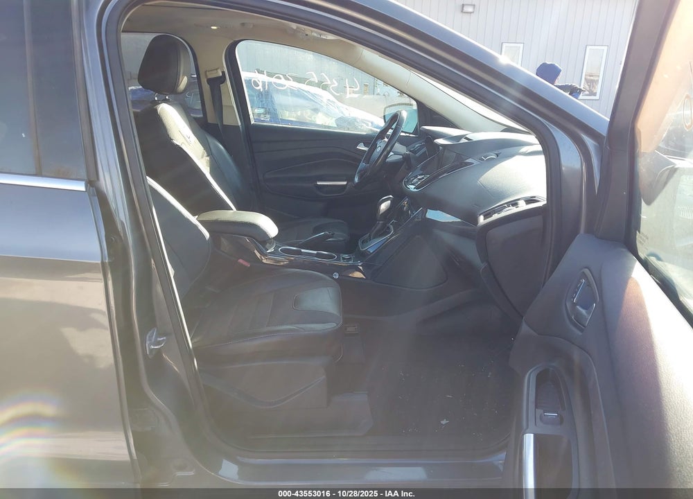2014 FORD ESCAPE VIN: 1FMCU9J90EUA00577