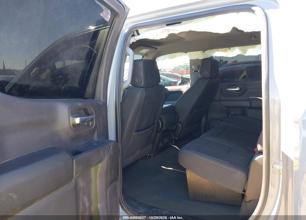 2024 CHEVROLET SILVERADO 1500 4WD SHORT BED CUSTOM VIN: 3GCPDBEK5RG428356