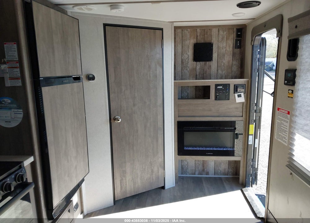 2022 FOREST RIVER XLT25LRLE-79 TOY HAU VIN: 5ZT2XLPB3NZ793857