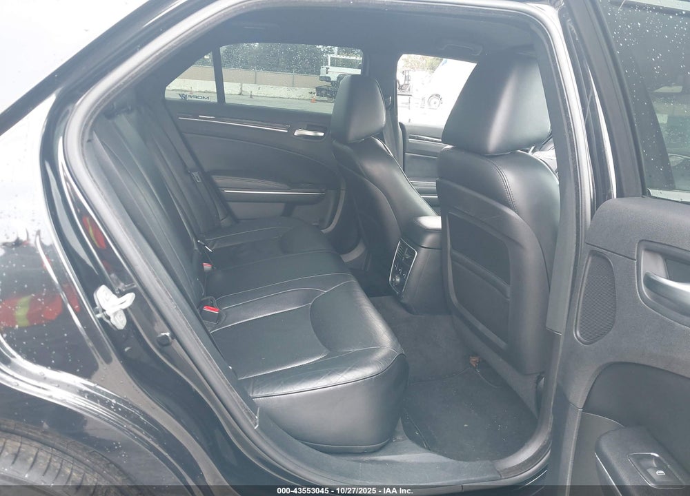 2011 CHRYSLER 300 VIN: 2C3CA6CT4BH559654